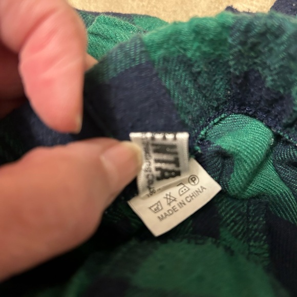 Nap Chat Holiday T-Shirt and Ochenta Flannel Pants - Picture 12 of 14